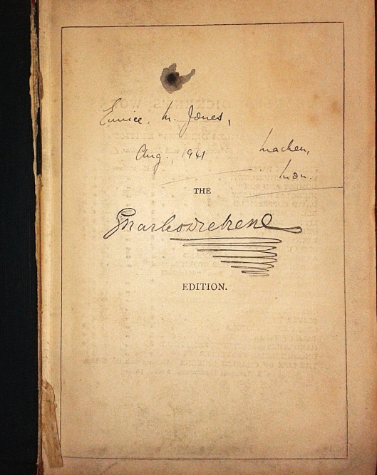 Dickens dc signature